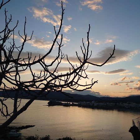 Skizenas Waterfront Apartments CCharaki Exterior foto