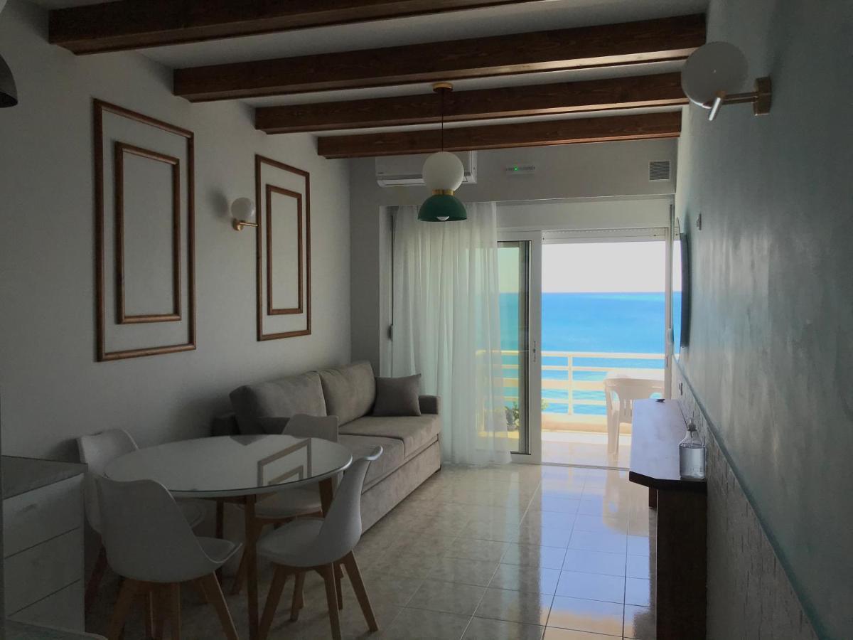 Skizenas Waterfront Apartments CCharaki Exterior foto
