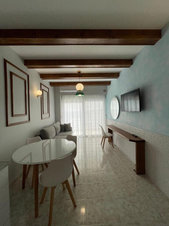 Skizenas Waterfront Apartments CCharaki Exterior foto