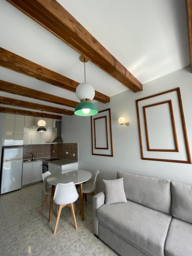Skizenas Waterfront Apartments CCharaki Exterior foto